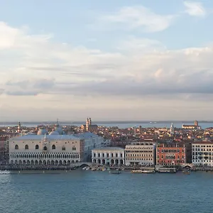 Savoia & Jolanda 4*, Venetië Italië