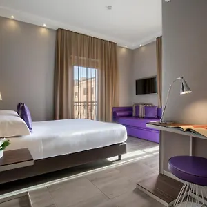 The Republic 4*, Roma İtalya